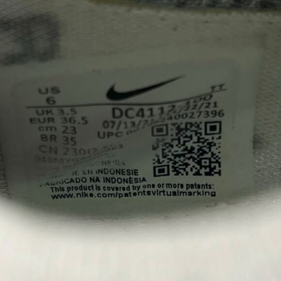 Women's Nike Air VaporMax 2021 DC4112-100 Flyknit Running Shoes Size 6 White - Picture 6 of 6